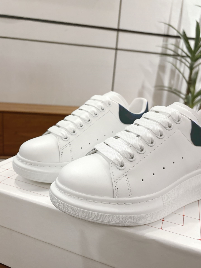 a1exa*der Mcqv*en sneakers